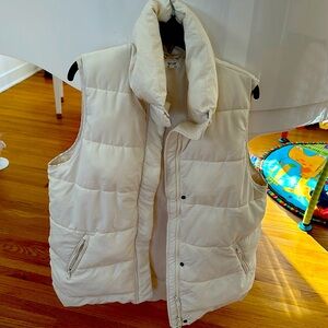 Simply women’s puffer vest